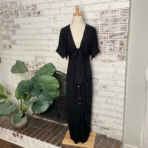 Free People Vintage Summer Plunge Neckline Tie Black Button Front Maxi Dress - Picture 2 of 13